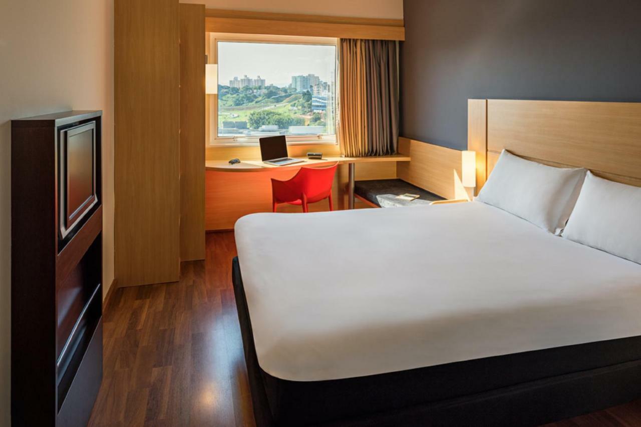 Ibis Sao Jose Dos Campos Colinas Hotel Bagian luar foto
